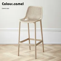 Chaises de bar en plastique PP bon marché pour la restauration, tabourets de cuisine ajourés, chaises de bar d'extérieur en plastique