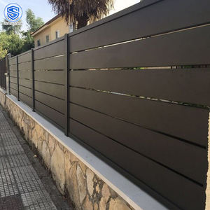 Vente en gros de <span class=keywords><strong>piscine</strong></span> extérieure bon marché intimité clôture en aluminium lamelle horizontale en métal <span class=keywords><strong>idées</strong></span> de clôture de jardin panneaux de clôture de maison de cour - Product Image 6