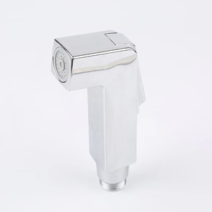 Квадратный распылитель для биде - Product Image 1
