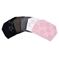 Nouveau style de bonnet en tricot doux, confortable et chaud avec des étoiles en forme de losange et un pompon amovible