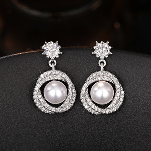 Orecchini a perno con fiore di perla da donna, eleganti gioielli coreani a spirale floreale, regalo quotidiano - Product Image 6