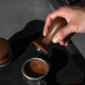 Prensador de Café Espresso Manual Personalizado, Reutilizable, Ecológico, con Mango de Madera Maciza, Calibrado, de Acero Inoxidable 304 con Resorte - Product Image 4