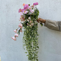 Gartenstil Realistischer Handgefertigter Frischer Natürlicher Weicher Wasserfester Seidenrosen-Brautstrauß für Hochzeit, Heiratsregistrierung und Fotos