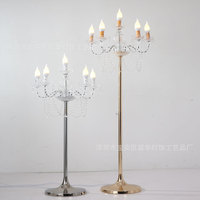 Lampe sur pied décorative pour toile de fond de mariage, réglable en hauteur (1,5 m), avec pendentifs en pétales de fleurs en cristal et 7 têtes LED