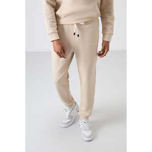 Conjunto Deportivo de Algodón Beige para Hombre, Corte Cómodo, Estilo Casual, Diseño Simple, Ropa para Adultos - Product Image 5