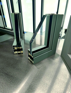 Fenêtre à battant de haute qualité série 110 pour cuisine et villa, à commande manuelle, avec cadre en alliage d'aluminium et verre trempé - Product Image 2