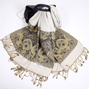 Popular Women <strong>Pashmina</strong> Jacquard <strong>Paisley</strong> <strong>Scarves</strong> and Shawls Wholesale Polyester Long Jacquard <strong>Scarf</strong> with Tassels - Product Image 4