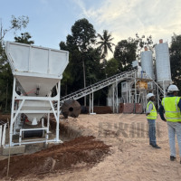Centrale à béton fixe HZS90 de 90 m3/h avec convoyeur à bande et silo à ciment certifiée CE pour la construction