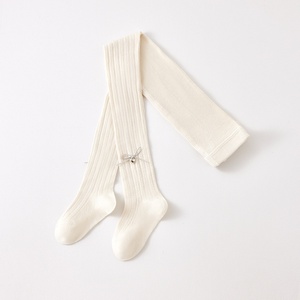 Leggings Bébé Fille en Coton Respirant <span class=keywords><strong>Blanc</strong></span> avec Chaussettes Anti-Moustiques, Collants Fins Printemps-Été à Motif Uni - Product Image 3