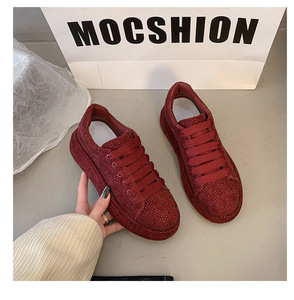 Baskets scintillantes 2025 avec plateforme, élégance sportive tendance pour femme, idéales pour les soirées - Product Image 2