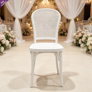 Chaises en résine plastique empilables pour hôtels, banquets, mariages, événements et fêtes – Vente en gros - Product Image 1