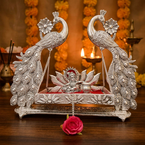 Columpio para Pájaros de Aluminio Hecho a Mano con Detalles Artísticos de Ramas y Metalistería Decorativa para un Elegante Adorno de Interior para el Hogar - Product Image 1