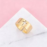Bague de mode Signet en forme de croix, bijoux en acier inoxydable plaqué or PVD 18K, fabrication artisanale, pour homme et femme