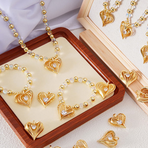 Heart Shape Pearl Necklace Gold Tone Clavicle Chain Everyday Wear Jewelry Set With Crystal Pendant DZ 3372 DZ 3373 DZ 3374 DZ - Product Image 1