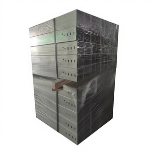 Coffret de câblage extérieur personnalisable à parois épaisses avec plaques de couverture peintes et thermolaquées anti-pluie, coffret de câblage de type échelle - Product Image 1