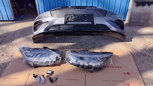 Ensemble de pare-chocs avant pour Ford Mustang <span class=keywords><strong>Mach</strong></span>-<span class=keywords><strong>E</strong></span> GT 2021-2022, pièces de carrosserie d'occasion, kit MZ8Z17C947A/LJ9Z17757B, version grise - Product Image 2