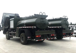Camión de Reabastecimiento de Combustible HOWO Todoterreno 4X4 <span class=keywords><strong>con</strong></span> Medidor de Flujo y Carrete de Manguera para Reabastecimiento de Helicópteros - Product Image 3