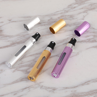 Atomiseur de parfum en aluminium de 8 ml personnalisé en usine, portable, réutilisable, mini flacons de parfum rechargeables, vaporisateur de parfum de voyage