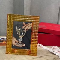 Cadre photo en cristal personnalisé avec un style contemporain pour une présentation verticale et horizontale, décoration de table, objet de décoration intérieure