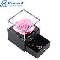 Boîte en acrylique pour bijoux avec fleurs préservées, rose éternelle, collier « Je t'aime », coffret cadeau pour la Saint-Valentin