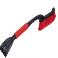 Brosse à neige rouge MK-S023 62 cm avec grattoir à glace de 10,5 cm, poils en PVC durables, pelle à dégivrer pour pare-brise de voiture