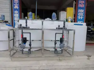 Автоматическая система дозирования хлора химическая смешивающая машина с дозирующим насосом для очистки сточных вод