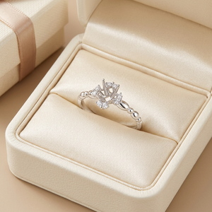 Proveedor de Hong Kong de Joyería Fina al por Mayor, Anillo de Compromiso para Mujer con Diseño Moderno en Oro Blanco de 18K y Diamantes Naturales - Product Image 5