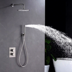 Ensemble de système de <span class=keywords><strong>douche</strong></span> gris pistolet avec tête de pluie ronde de 10 pouces et robinet à main - Product Image 1