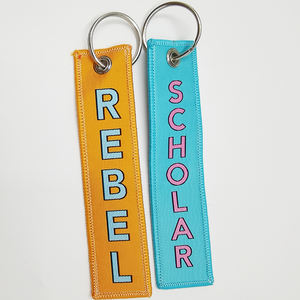 Ot-llaveros con etiquetas de acero, llaveros de piloto Rosa personalizados - Product Image 2