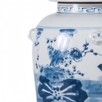 Vase en céramique chinoise vintage bleu et blanc à motif floral et d'animaux, avec bouton en forme de lion, peint à la main, pour décoration de mariage et de maison