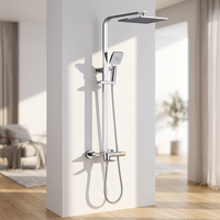 Colonne de douche carrée chromée KTW Standard à 3 fonctions avec design moderne et options de personnalisation