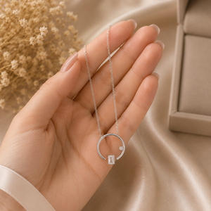 Elegant Womens Minimalist Circle Pendant <b>Necklace</b> <b>Delicate</b> Chain Fashion Jewelry Simple Daily Wear Gift For Women Modern Stylish - Product Image 4