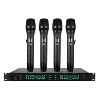 Professionelles UHF 4-Kanal Drahtloses Mikrofonsystem 200M Reichweite LED-Anzeige IR-Frequenzpaarung Metall-Handmikrofon Dynamisch