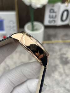 Reloj Mecánico de Lujo para Hombre con Diseño Ultra Detallado de Alta Calidad, Resistente al Agua y con Diseño de Ruleta - Product Image 3