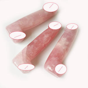 Mini pénis en pierre précieuse naturelle en gros, pénis en cristal de quartz <span class=keywords><strong>rose</strong></span> sculpté à la main pour pendentif - Product Image 4