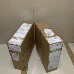 Nuevo Switch Cisco Catalyst 9300 C9300-48T-E <span class=keywords><strong>de</strong></span> 48 Puertos 1G BASE-T con Uplink Modular, Licencia Inteligente Network Essentials Layer 3 - Product Image 2