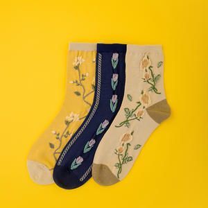 Lot de 3 paires de <span class=keywords><strong>chaussettes</strong></span> mi-mollet pour <span class=keywords><strong>homme</strong></span> en coton, style vintage forêt, motif floral épais et doux, style tendance - Product Image 3