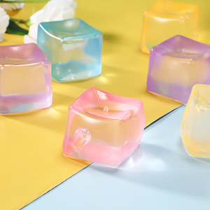 Jouet créatif transparent en forme de cube de glace, souple, coloré, réaliste, tridimensionnel, carré, en TPR, anti-stress, en silicone - Product Image 5