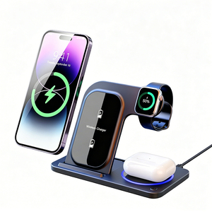 Stazione di Ricarica Magnetica 3 <span class=keywords><strong>in</strong></span> 1 per Telefoni Cellulari, Caricatore Rapido 15W Tipo <span class=keywords><strong>C</strong></span>, Supporto Personalizzato con Logo per iPhone 15 - Product Image 1