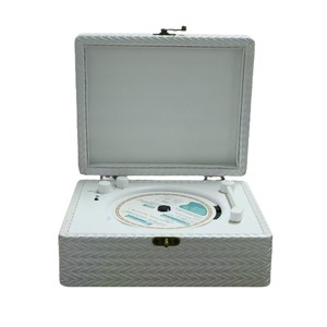 Reproductor de CD con Estuche de Cuero PU Estilo Álbum Retro, Dispositivo de Audio Portátil con Disco Óptico para Escuchar en Casa y como Regalo Navideño - Product Image 2