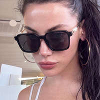 Lunettes de soleil carrées tendance 2026, monture intégrale, en métal durable, unisexe, vente en gros, idéales pour les voyages