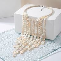 Collier long bohème multi-couches avec pampilles en coquillages et perles naturelles, chaîne en corde, pour femme, idéal pour les vacances à la plage