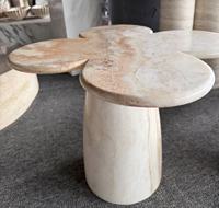 Tables basses, tables d'appoint et tables d'angle en pierre naturelle de forme florale, idéales pour les halls d'hôtels, les villas et les appartements