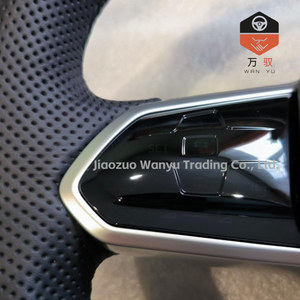 Volant en fibre de carbone et cuir avec affichage LED pour Volkswagen <span class=keywords><strong>Golf</strong></span> 4-8 GTI <span class=keywords><strong>GTR</strong></span> 2006-2022 - Product Image 2