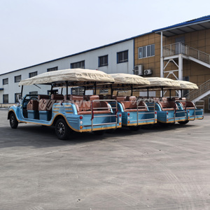 Voiture électrique classique vintage longue bleu clair avec garniture dorée, auvent beige, pour navette de visites de lacs, de stations balnéaires et de mariages - Product Image 6