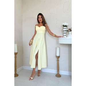 Elegante Vestido de Noche Amarillo de Satén con Escote Corazón, Silueta Ajustada con Abertura y Cintura Natural - Product Image 5