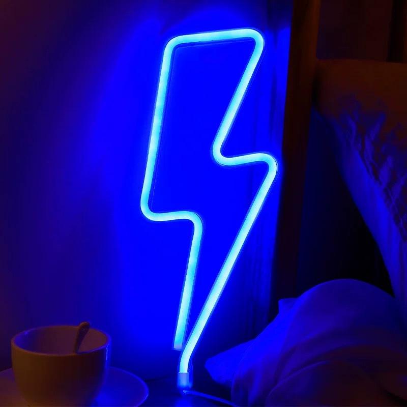 Pendentif bleu éclair 33413cm