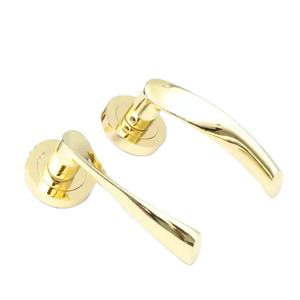 Ensemble de poignées de <span class=keywords><strong>porte</strong></span> dorées à tirette principale en alliage de zinc moderne pour l'intérieur en aluminium - Product Image 1