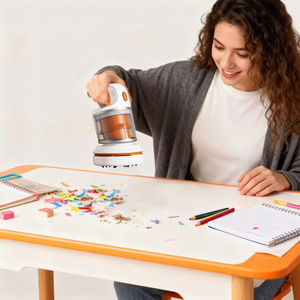 Aspiradora de Escritorio USB Recargable, Nueva, Venta al Por Mayor, Limpieza Conveniente, Ideal para Escritorios de Oficina, Teclados y Pequeños Espacios - Product Image 6