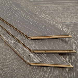 AVANTIMORA Piso de Parquet de Roble Francés Multicapa de 20 mm, Grado AB, Acabado Brillante, Sistema T&G Chevron, Diseñado para Uso Residencial - Product Image 2
